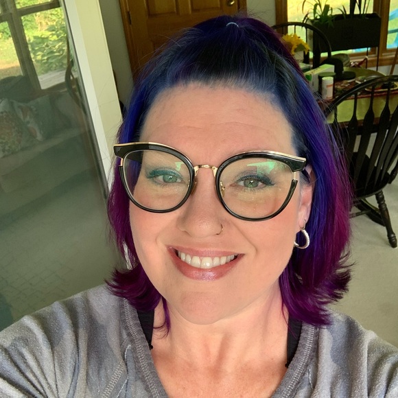 Meet your Posher, Jamie - Picture 1 of 1